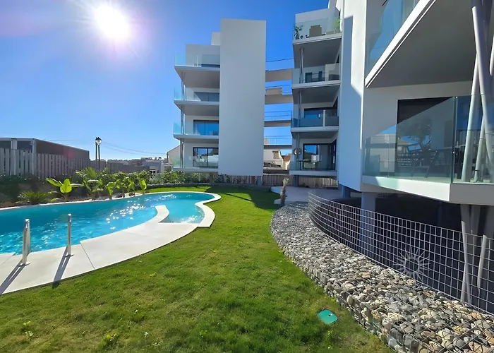 Elegant Duplex Penthouse A116 *